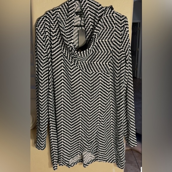 The Limited chevron convertible tunic oversized cardigan size Medium NWT - Picture 1 of 10